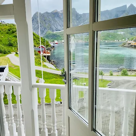 Feriehus Lofoten *