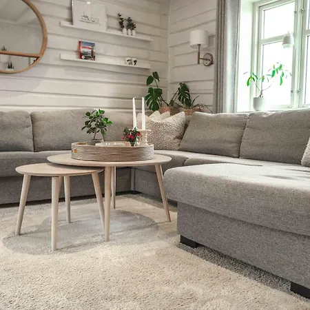Lofoten Feriehus *